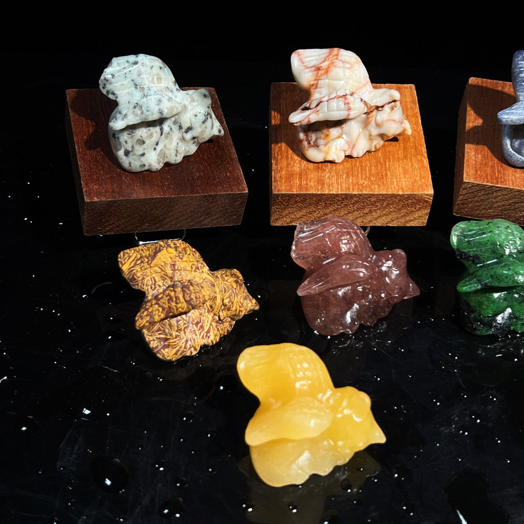 Natural Stone Crystal Carved Cats/Kittens